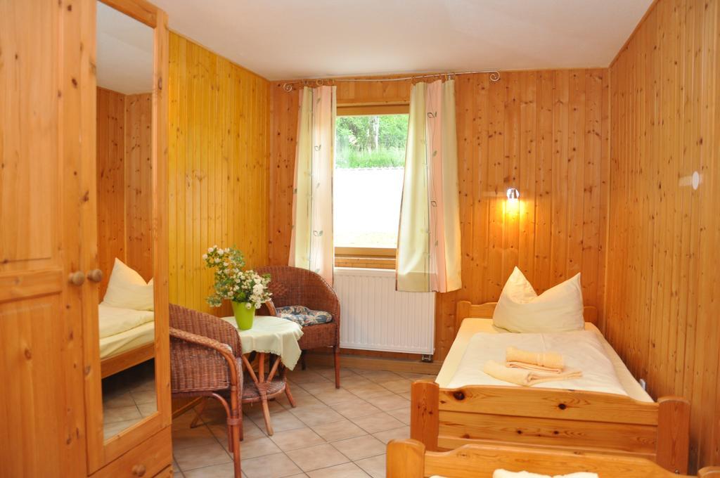 Ferienanlage Reinsberger Dorf Plaue  Extérieur photo